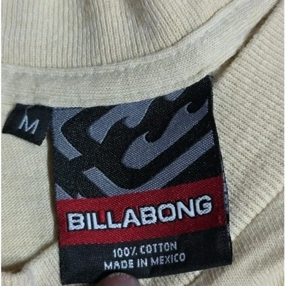 VTG Billabong Logo Y2K Surf Surfing Skate‎ Tan T Shirt Men's Size Medium Car